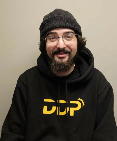 Jason Michaud - Manutention fournisseur pièces machinerie DDPièces Québec